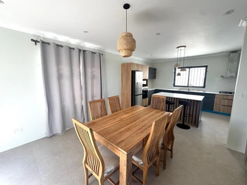 4 Bedroom Villa