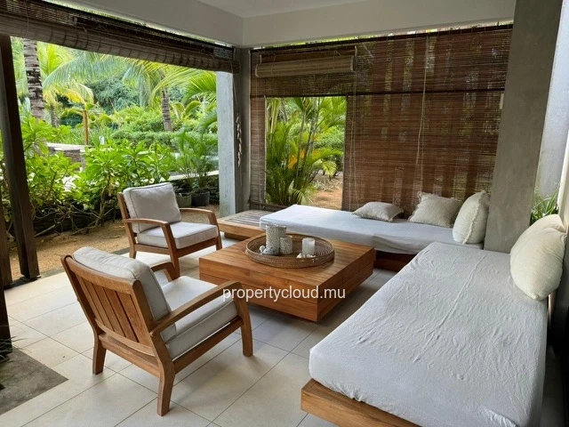 For sale: 3-bedroom ground-floor apartment accessible to foreigners in Mont Choisy.