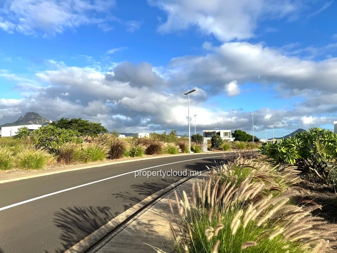 Flic en Flac, Mauritius – Residential plot with a view in a secure gated community