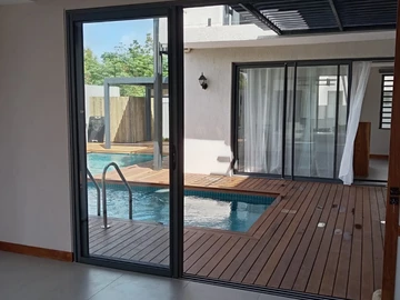 6 Bedroom Villa
