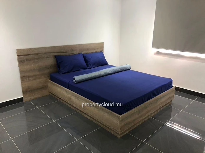 FOR SALE – House divided into 2 apartments – Pereybere