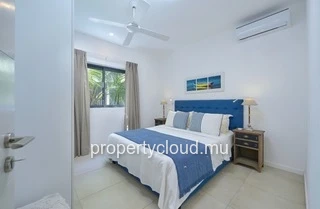 For sale: 3-bedroom apartment accessible to foreigners in Pointe Aux Canonniers.