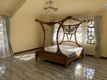 4 Bedroom Villa
