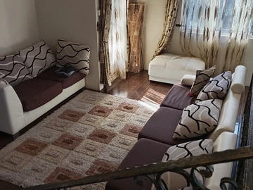 5 Bedroom Villa