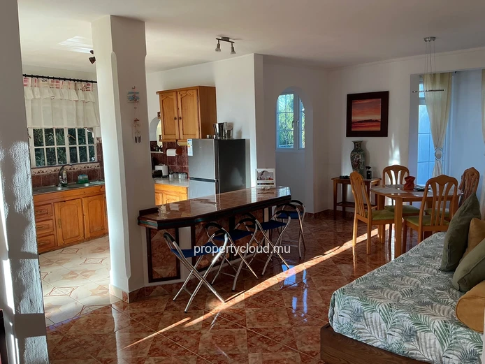FOR RENT – Superb 2-bedroom apartment in Trou aux Biches