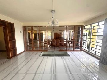 4 Bedroom Villa