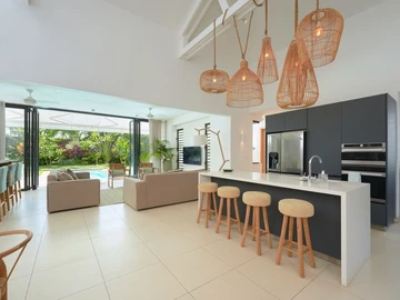 4 Bedroom Villa