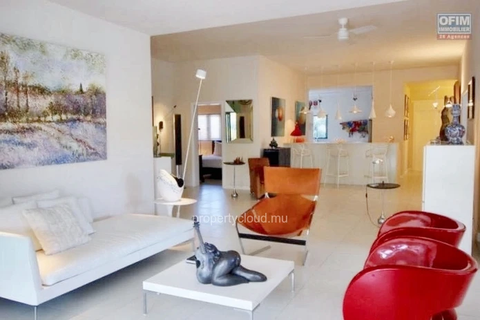 Black River sales of a luxury IRS villa accessible to foreigners 3 bedrooms of 345M2 and on 2207m2 of land.