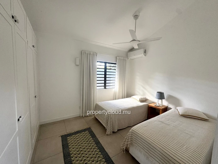 TAMARIN Mauritius – Beautiful, recently built 3-bedroom villa with swimming pool