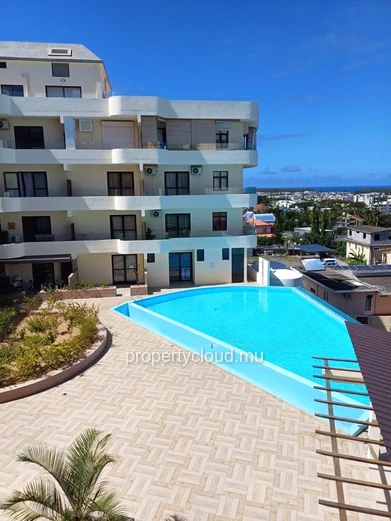 Flic en Flac for rent 4 bedroom penthouse with sea view in Flic en Flac
