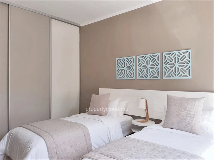 Tamarin for sale comfortable 2 bedroom apartment, located in Tamarin Bay, with access to the beach.