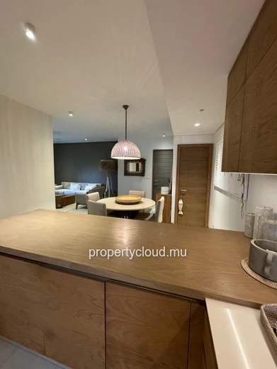 For sale: 3-bedroom ground-floor apartment accessible to foreigners in Mont Choisy.