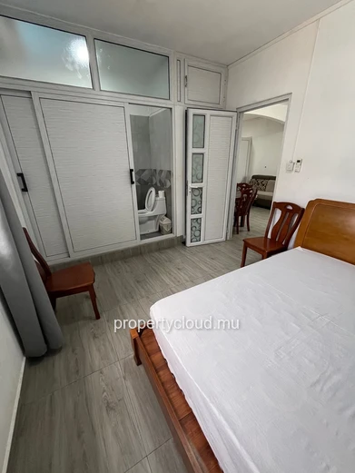 Emplacement de 1er choix a MONT CHOISY - appartement 2 chambres