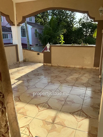 FOR RENT – Superb 2-bedroom apartment in Trou aux Biches