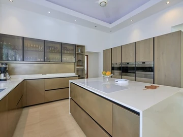 4 Bedroom Villa