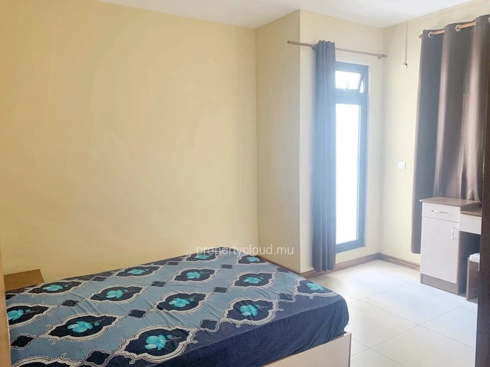 Sodnac à vendre penthouse 4 chambres situé dans une résidence sécurisée avec piscine salle de sport, sauna, hammam et...