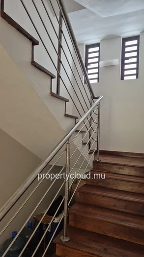 Stunning contemporary 3-bedroom villa with swimming pool – Flic-en-Flac