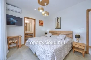 For sale: magnificent villa in a residence accessible to foreigners in Grand Baie, La Salette.