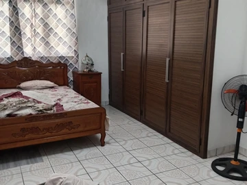 5 Bedroom Villa