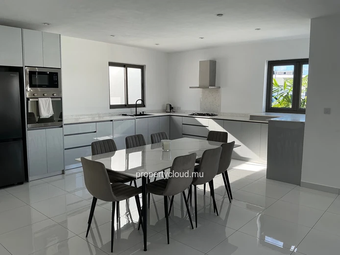 FOR RENT – Brand new villa with pool & outbuilding in Grand Baie, Mauritius