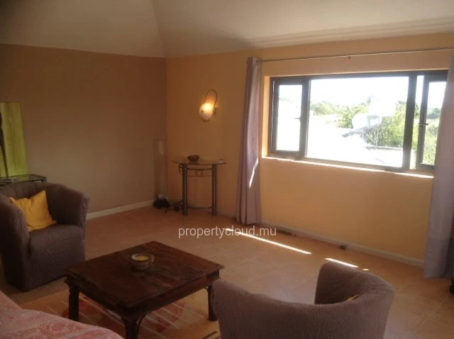 Large new villa of 2990p2 including 6 bedrooms in Calodyne