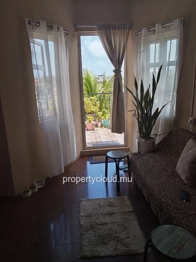  For sale – Beautiful apartment with sea view in Grand Gaube