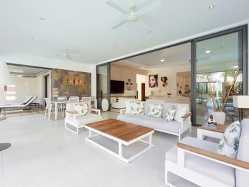 4 Bedroom Villa