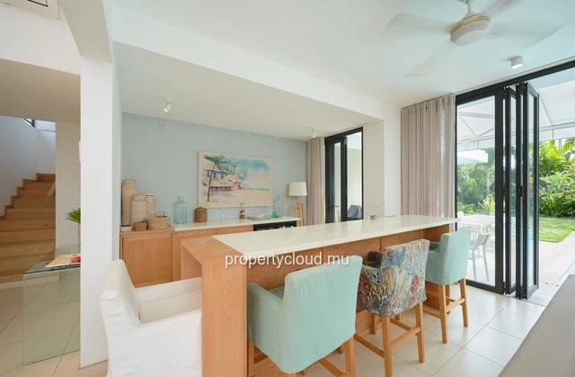For sale: magnificent 4-bedroom villa with en suite rooms, accessible to foreigners in Pereybere.