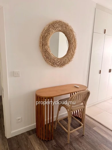 For sale: 3-bedroom duplex apartment with en suite rooms, ground floor, furnished, accessible to foreigners in Pointe...