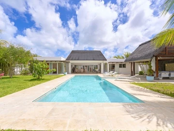 5 Bedroom Villa