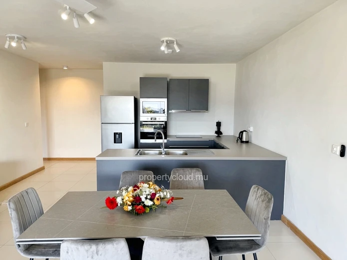 Sodnac à louer récent appartement 3 chambres et 2 parkings situé dans une résidence de standing sécurisée au calme.