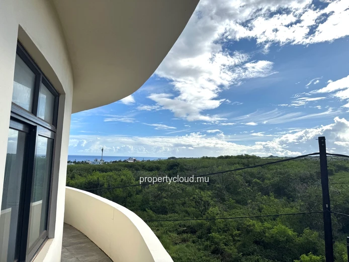 For rent in Flic en Flac superb modern 2 bedroom apartment