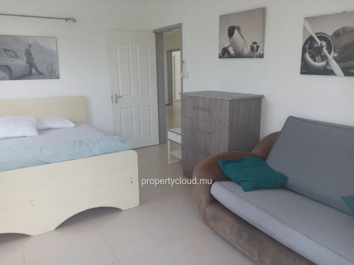 Family villa for rent – Pereybère