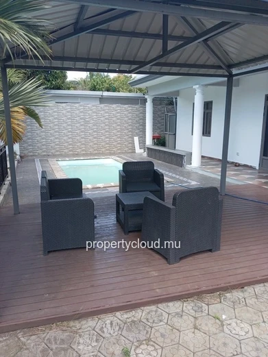For rent, Large family villa with garden - TROU AUX BICHES