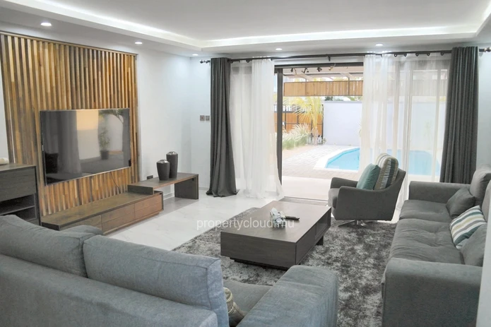 Black river for sale beautiful new and contemporary 4 bedroom villa with swimming pool, located in a quiet area and c...