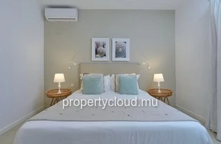 For sale: 3-bedroom apartment accessible to foreigners in Pointe Aux Canonniers.