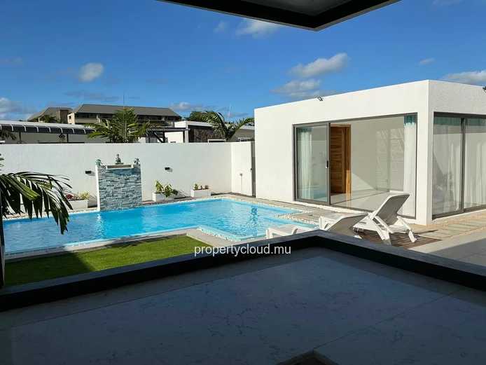 FOR RENT – Brand new villa with pool & outbuilding in Grand Baie, Mauritius