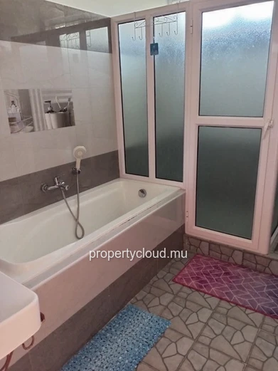  SALE 4 bedroom family home The Vale / Fond du Sac