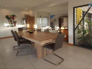 5 Bedroom Villa