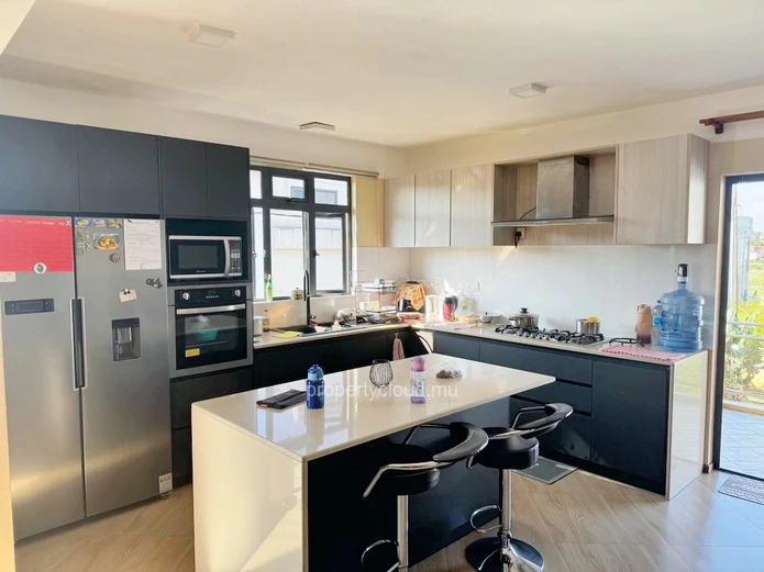 Phœnix (bonne terre) à vendre villa non meublée 4 chambres avec un double garage située dans un quartier calme