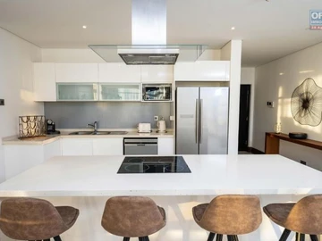 4 Bedroom Apartment