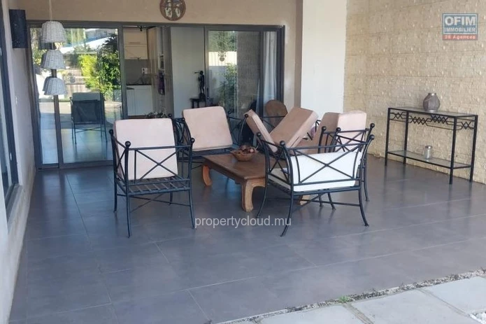 For sale a character villa with 4 bedrooms in Bain Bœuf, 3 minutes walk from the beach.